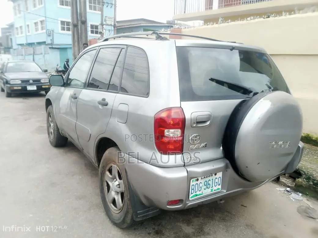 Toyota RAV4 2005 Gray