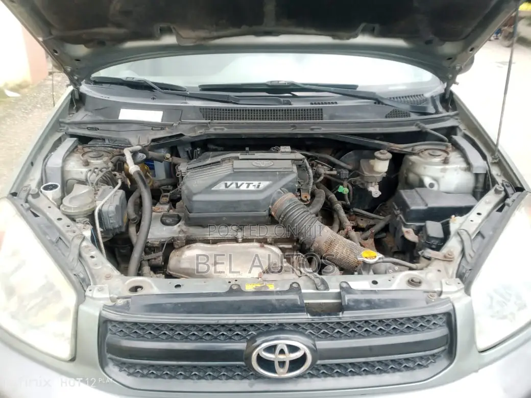 Toyota RAV4 2005 Gray