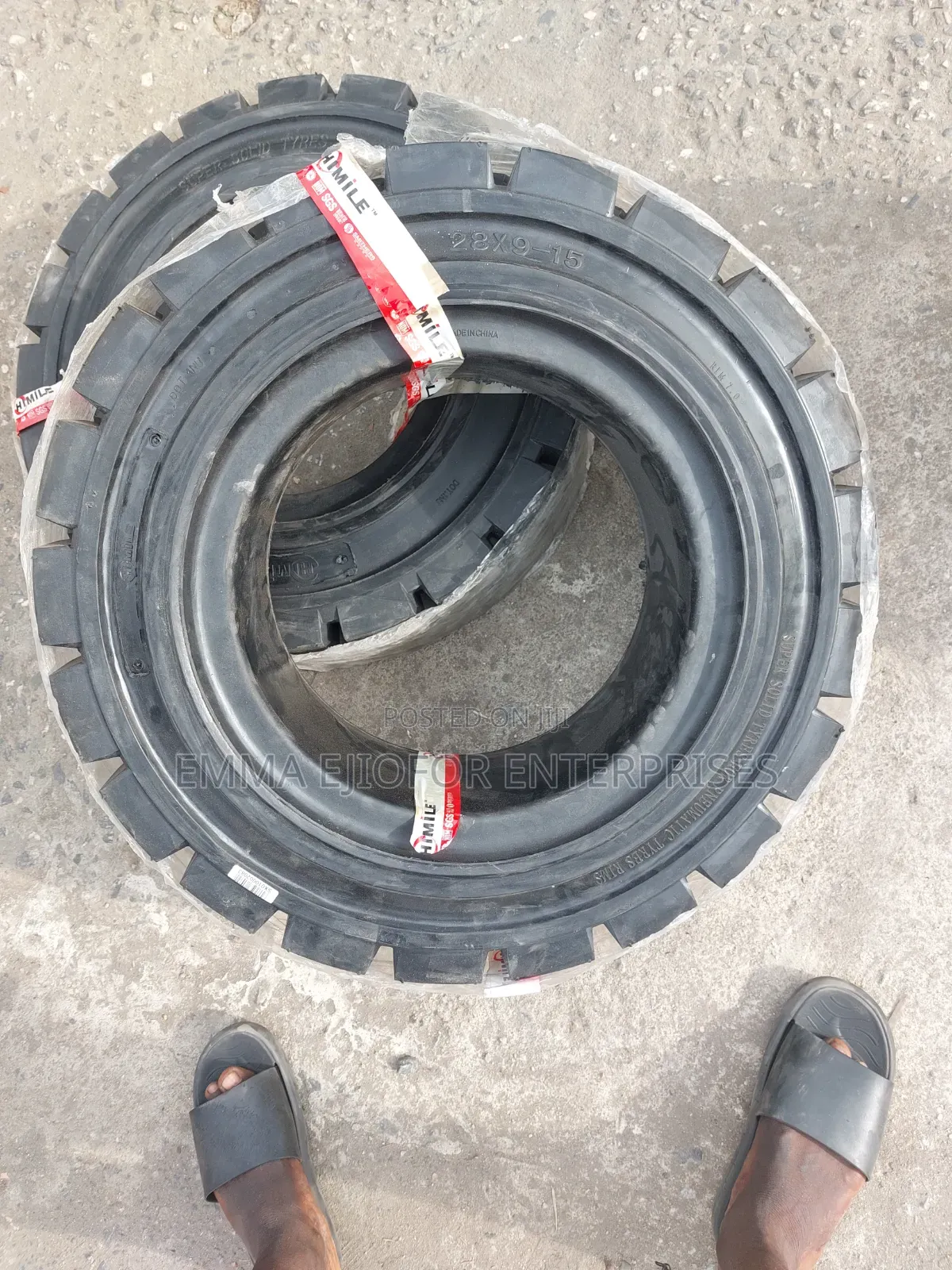 28x9-15 Solid Tyre
