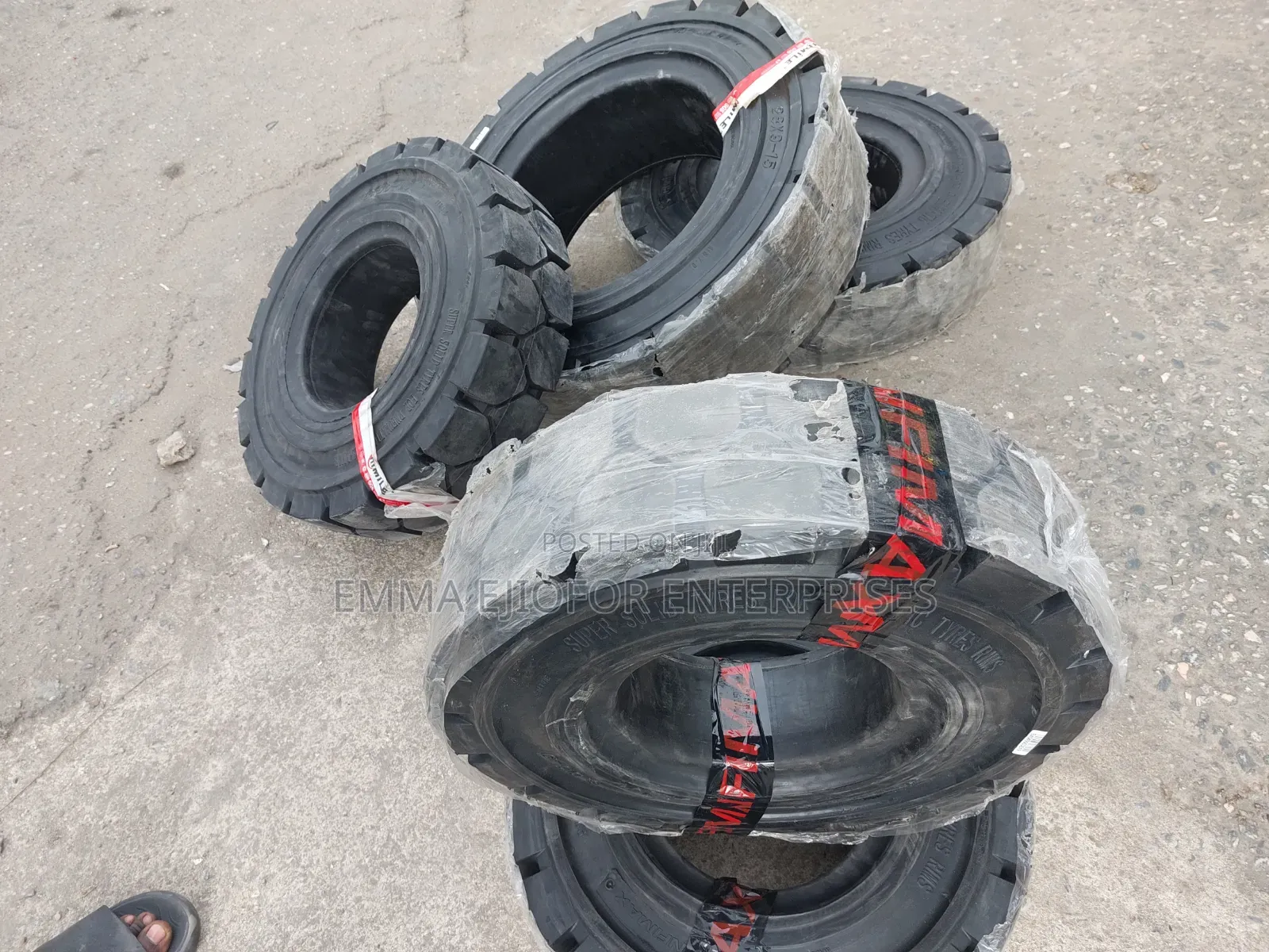28x9-15 Solid Tyre