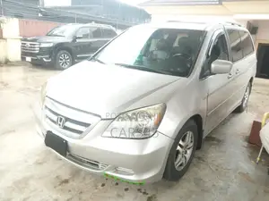 Honda Odyssey 2006 Ivory