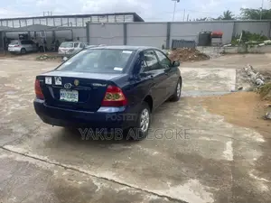 Toyota Corolla 2005 Blue