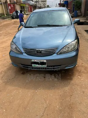 Toyota Camry 2004 Blue