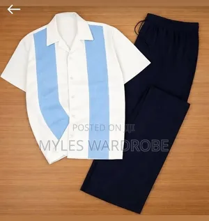 Bespoke Two-Tone Men’s Lounge Set