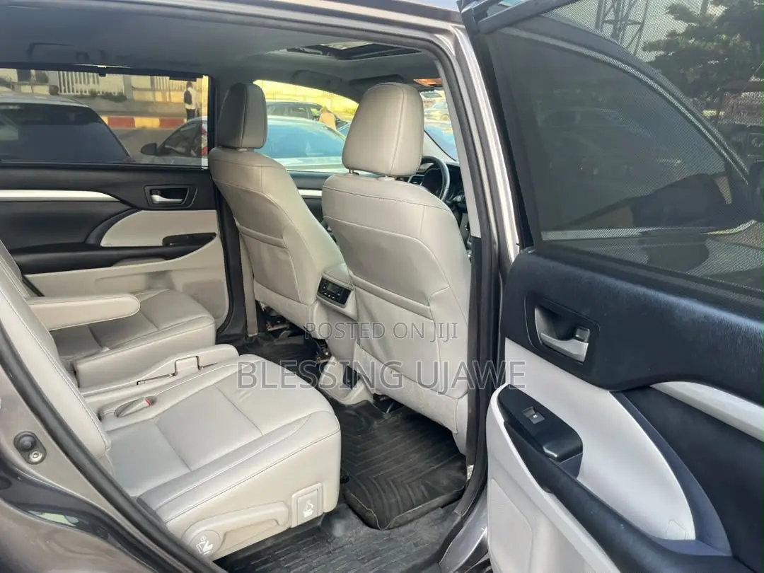 Toyota Highlander 2017 Gray