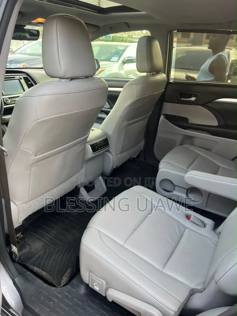Toyota Highlander 2017 Gray
