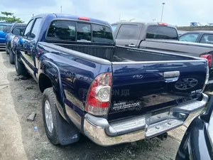 Toyota Tacoma 2013 Blue