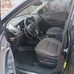 Hyundai Santa Fe Limited Ultimate FWD 2017 Black