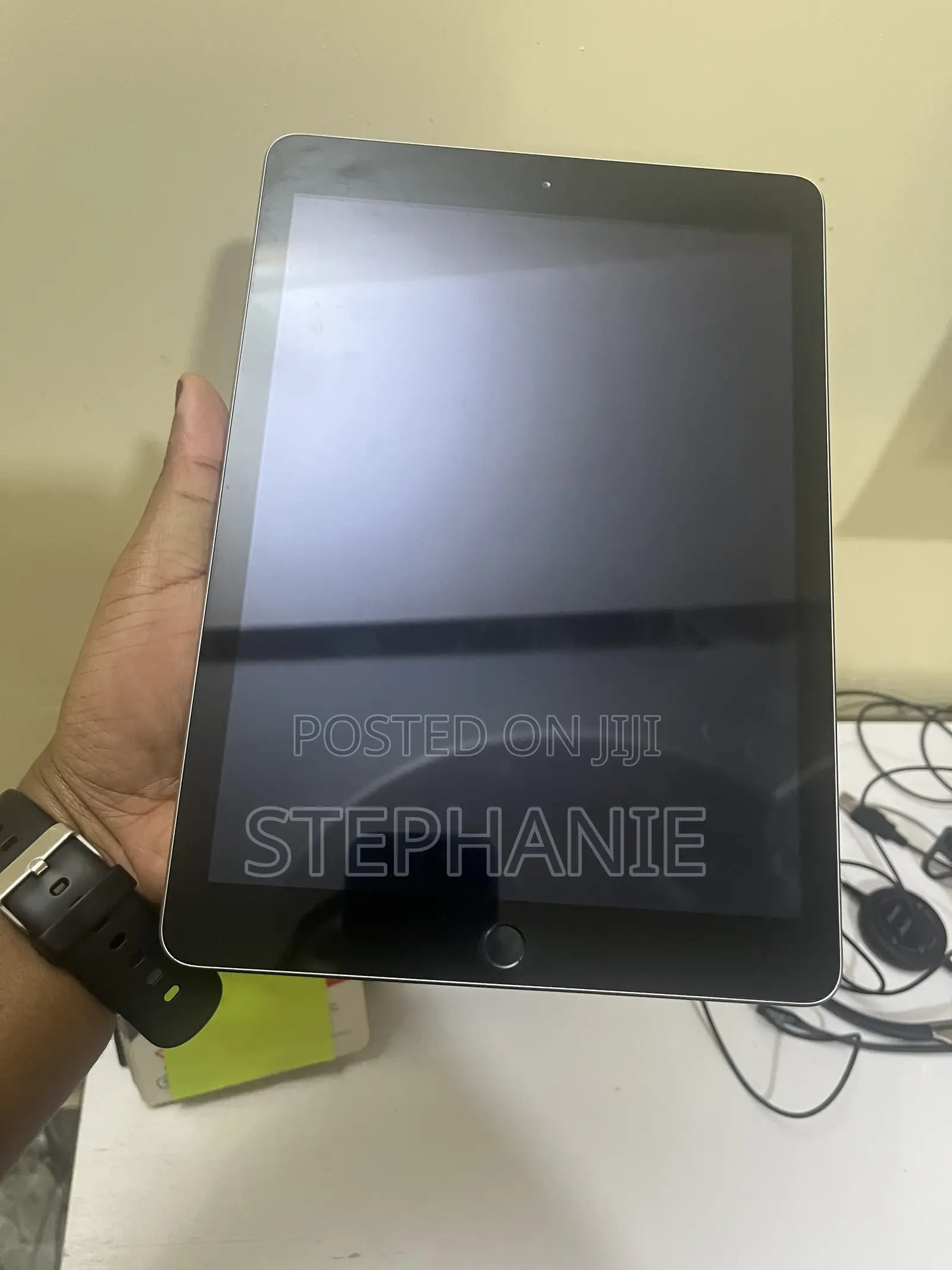 Apple iPad 9.7 32 GB Silver
