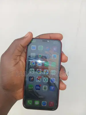 Apple iPhone XR 64 GB Red
