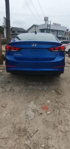 Hyundai Elantra 2016 Blue