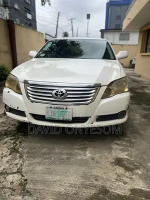 Toyota Avalon 2006 White