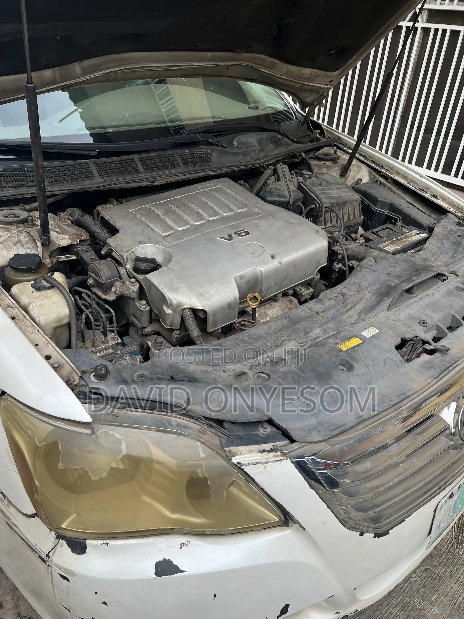 Toyota Avalon 2006 White