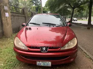 Peugeot 206 2004 Red