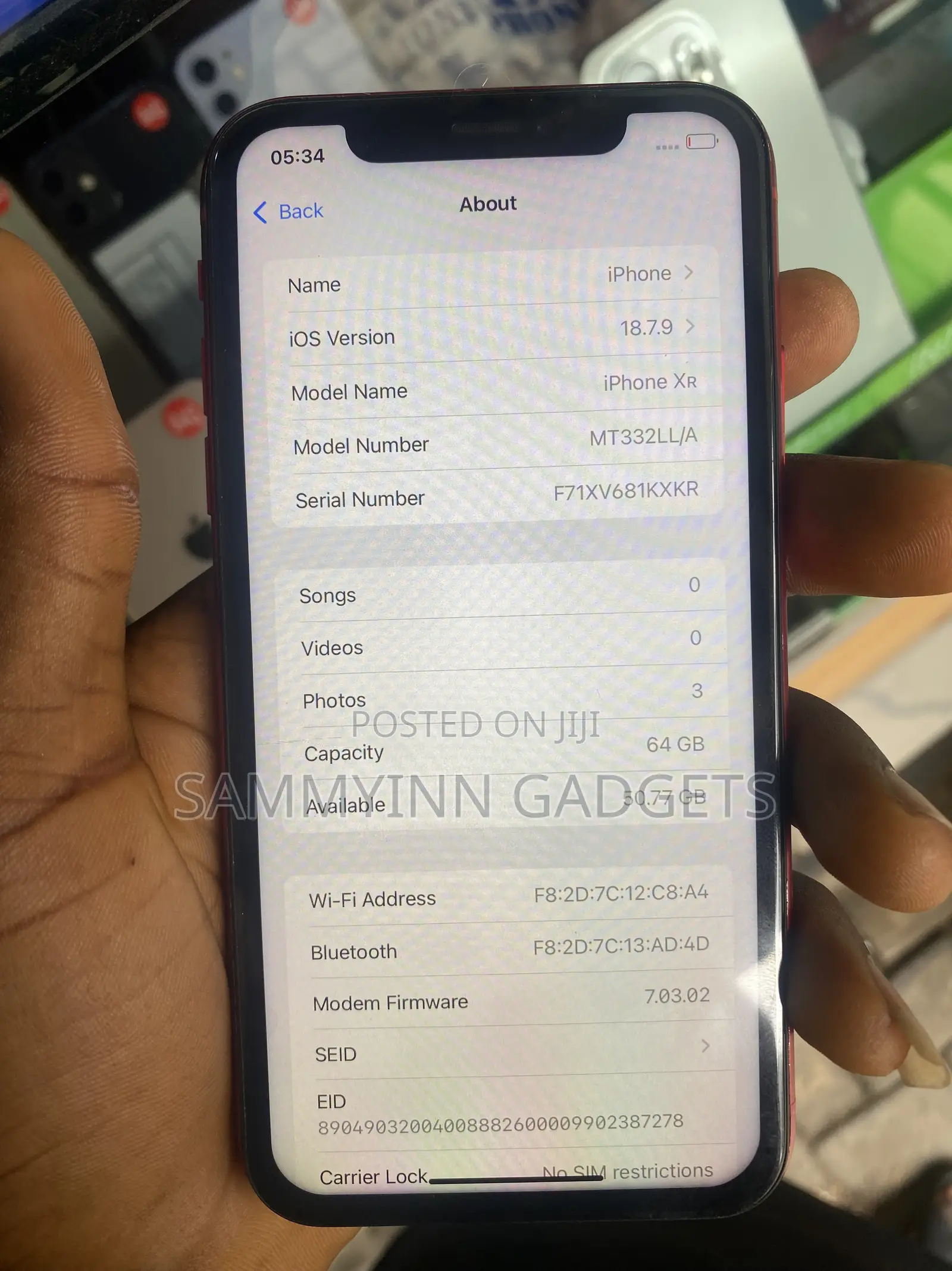 Apple iPhone XR 64 GB Red