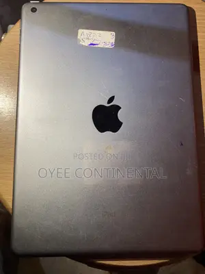 Apple iPad 5 (2022) 128 GB Gray