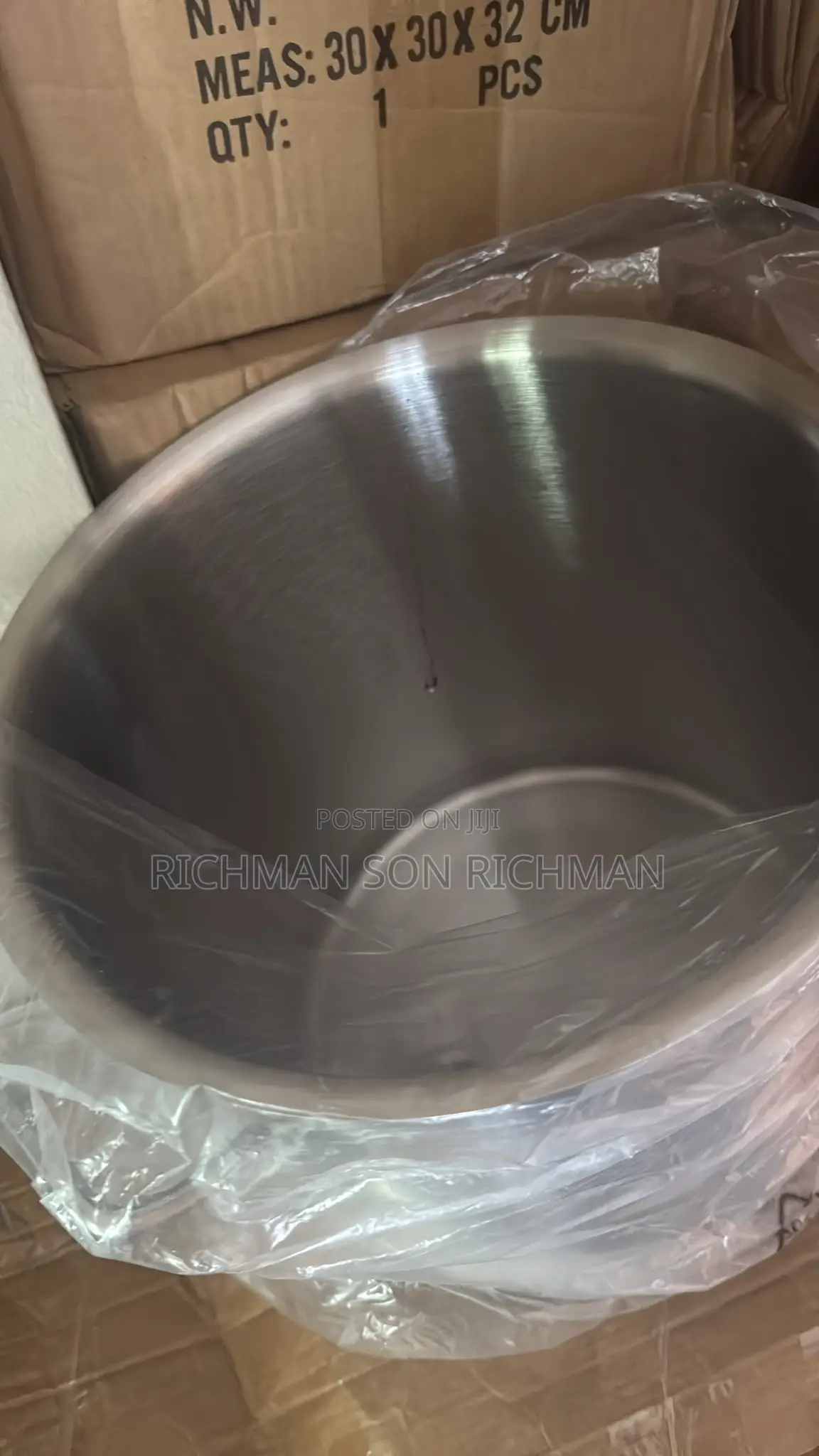 Steanless Pot in Large Quality
