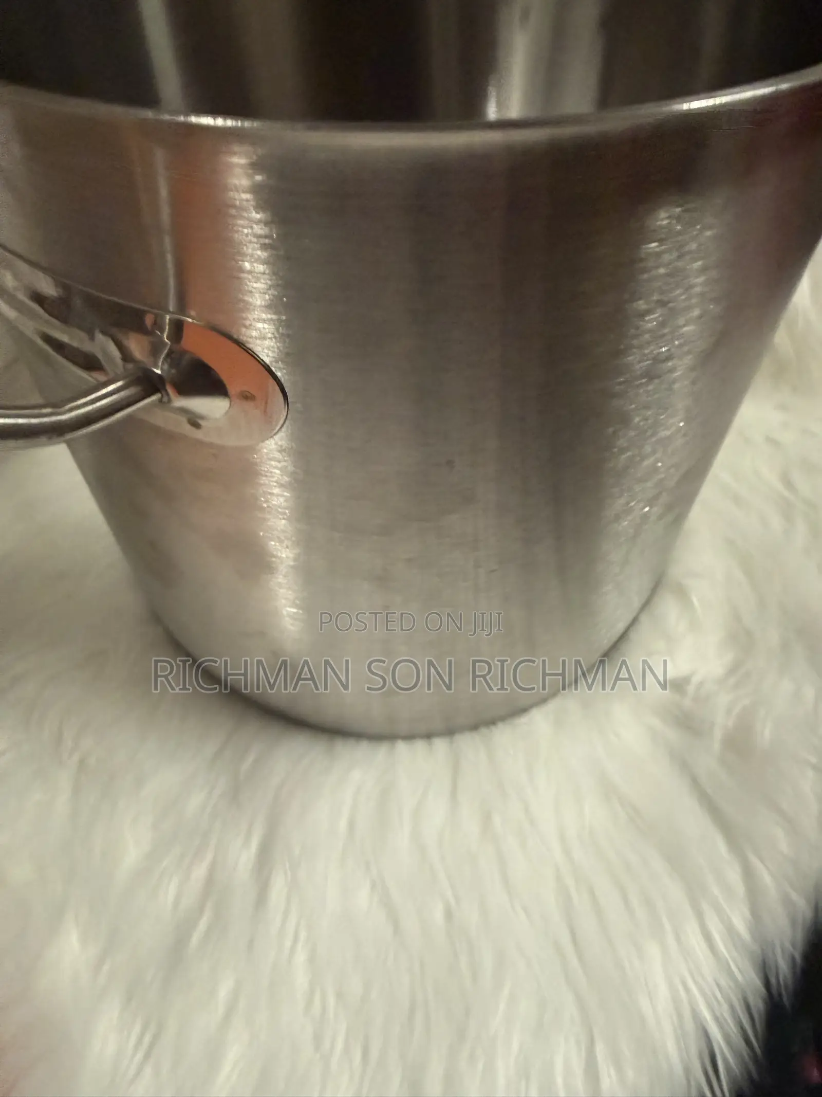 Steanless Pot in Large Quality