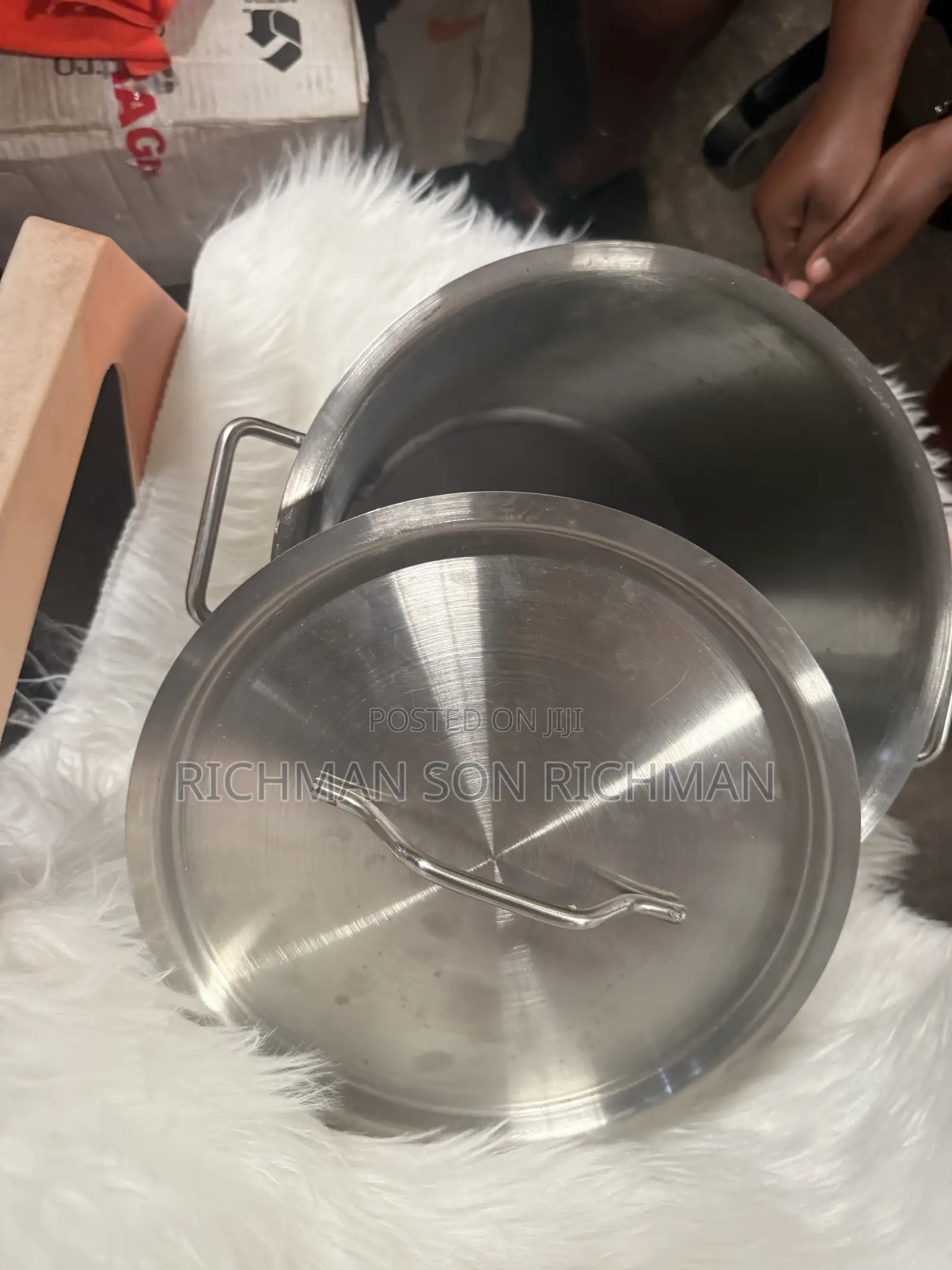 Steanless Pot in Large Quality