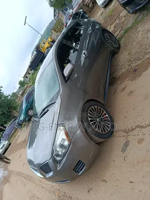 Pontiac Vibe 2010 Gray