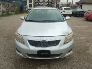 Toyota Corolla 2009 Silver