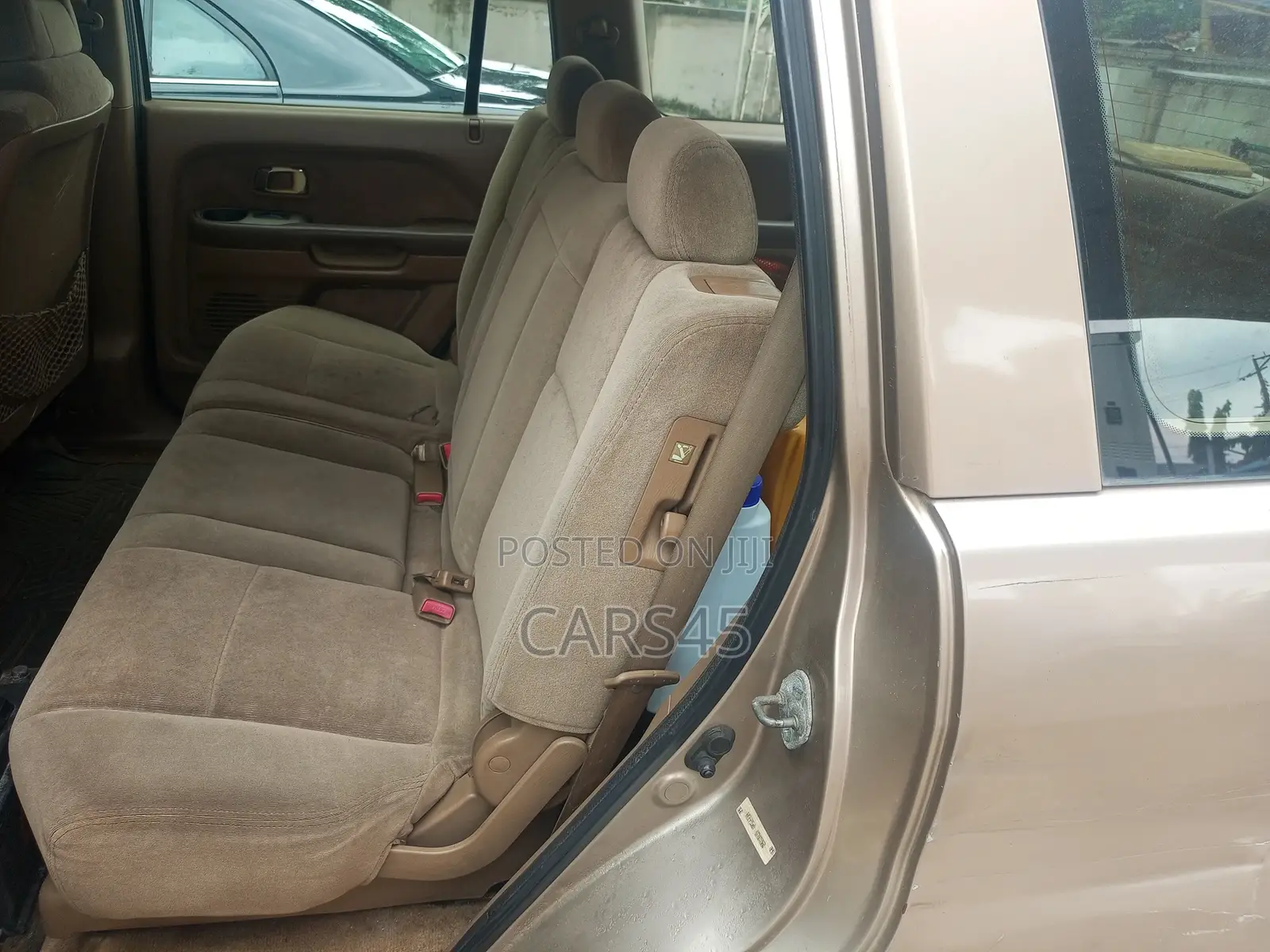 Honda Pilot 2004 Gold