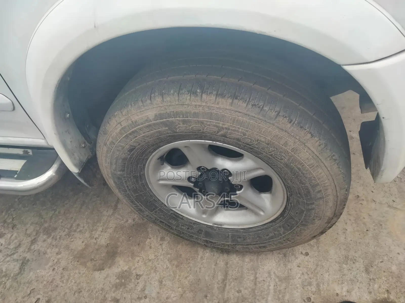 Isuzu D-MAX 2004 White