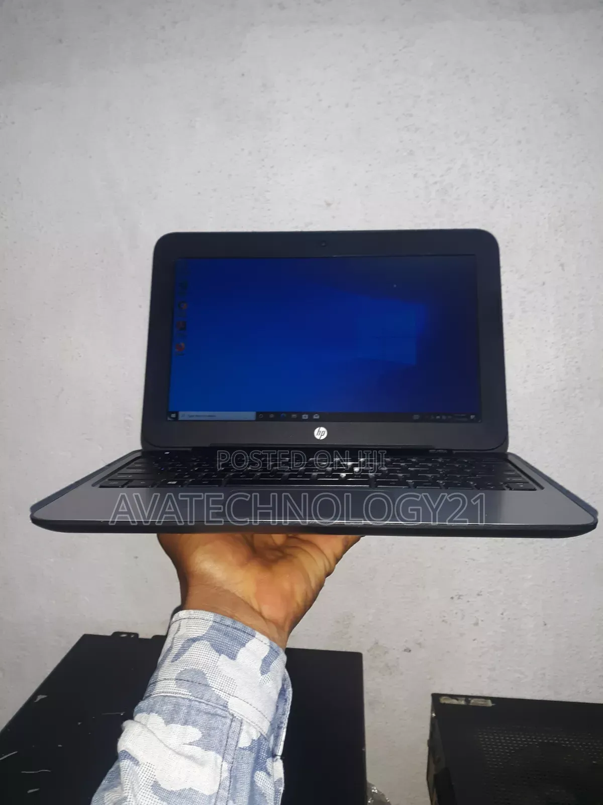 Laptop HP Stream 14 2GB Intel Celeron SSD 32GB