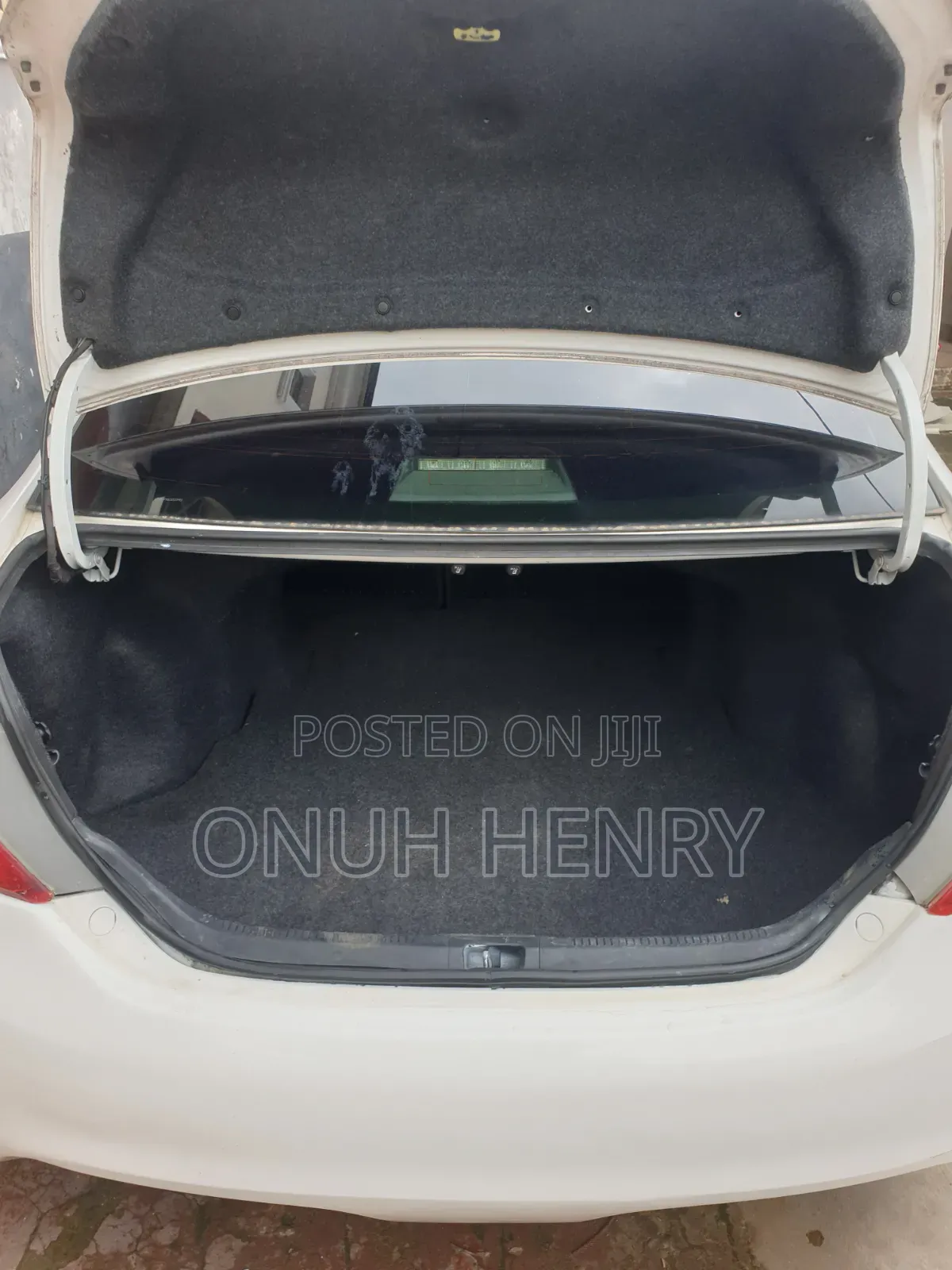 Toyota Camry 2012 White