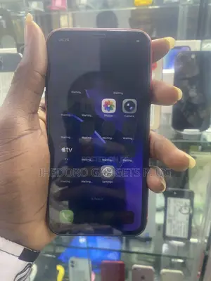 Apple iPhone 11 128 GB Red