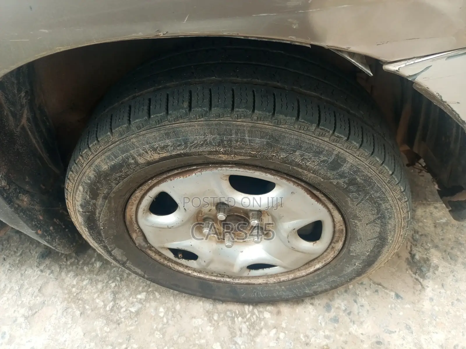Honda Pilot 2004 Gold