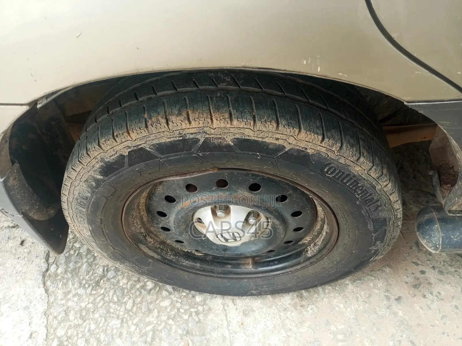 Honda Pilot 2004 Gold