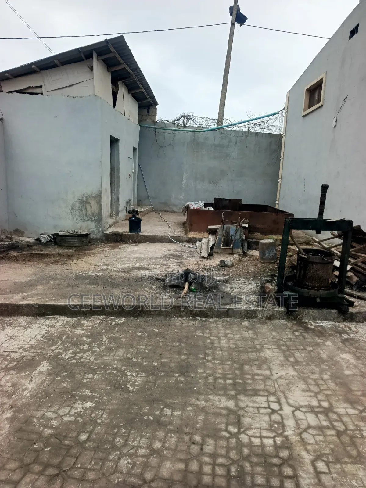 Mini Warehouse Self Compound at Toll Gate Ibadan