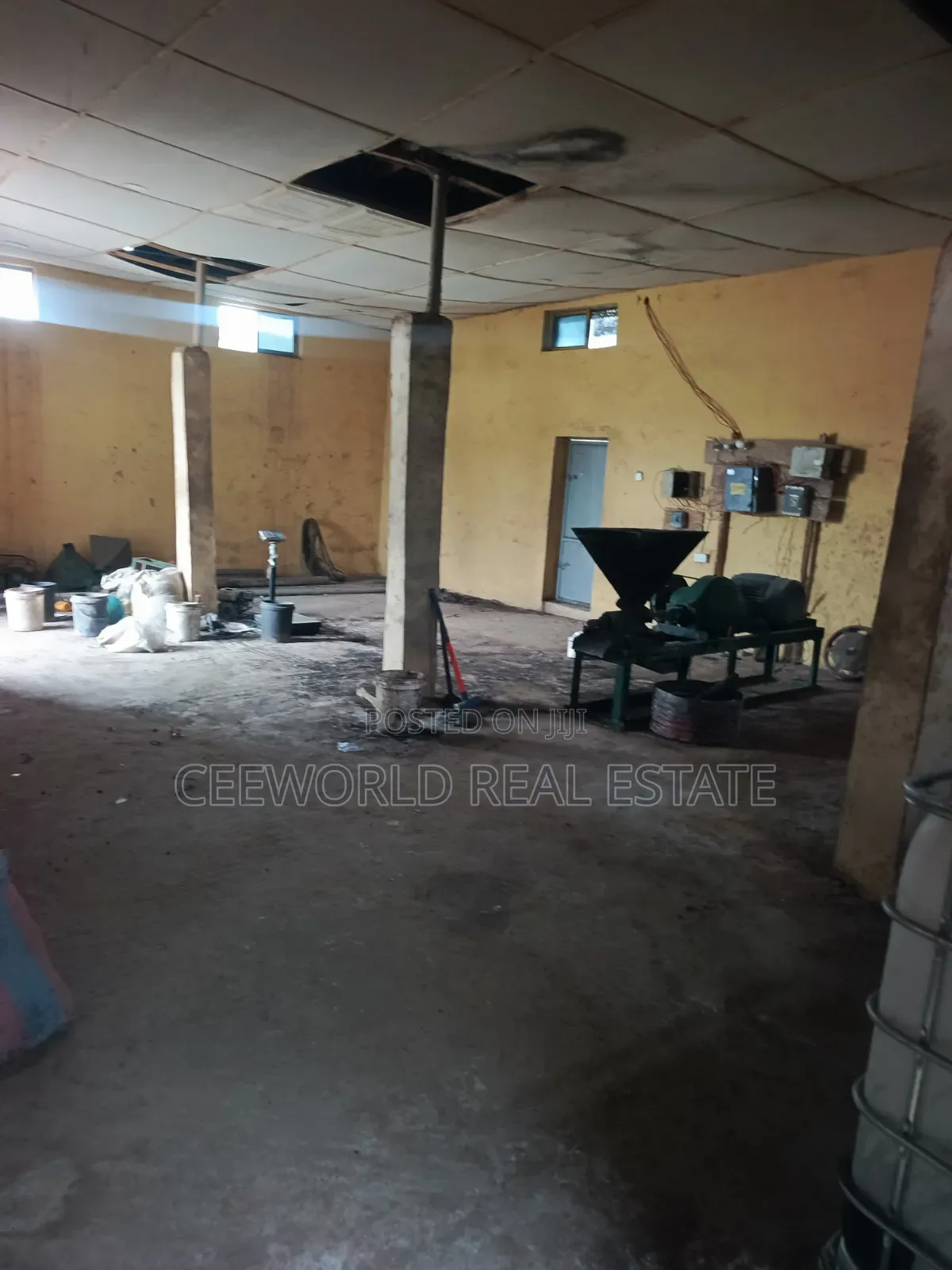 Mini Warehouse Self Compound at Toll Gate Ibadan