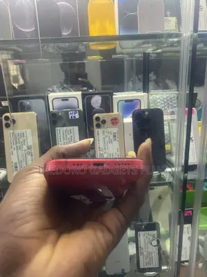 Apple iPhone 12 64 GB Red