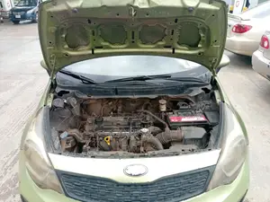 Kia Rio 2014 Green