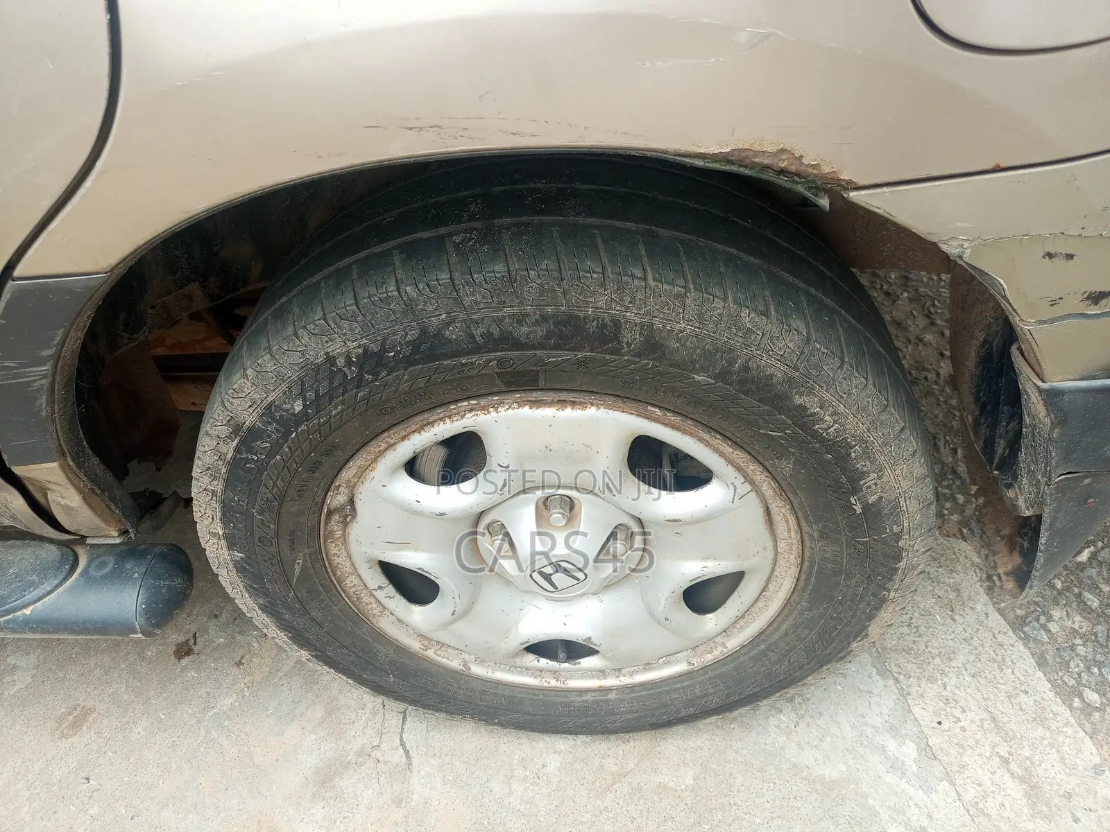 Honda Pilot 2004 Gold