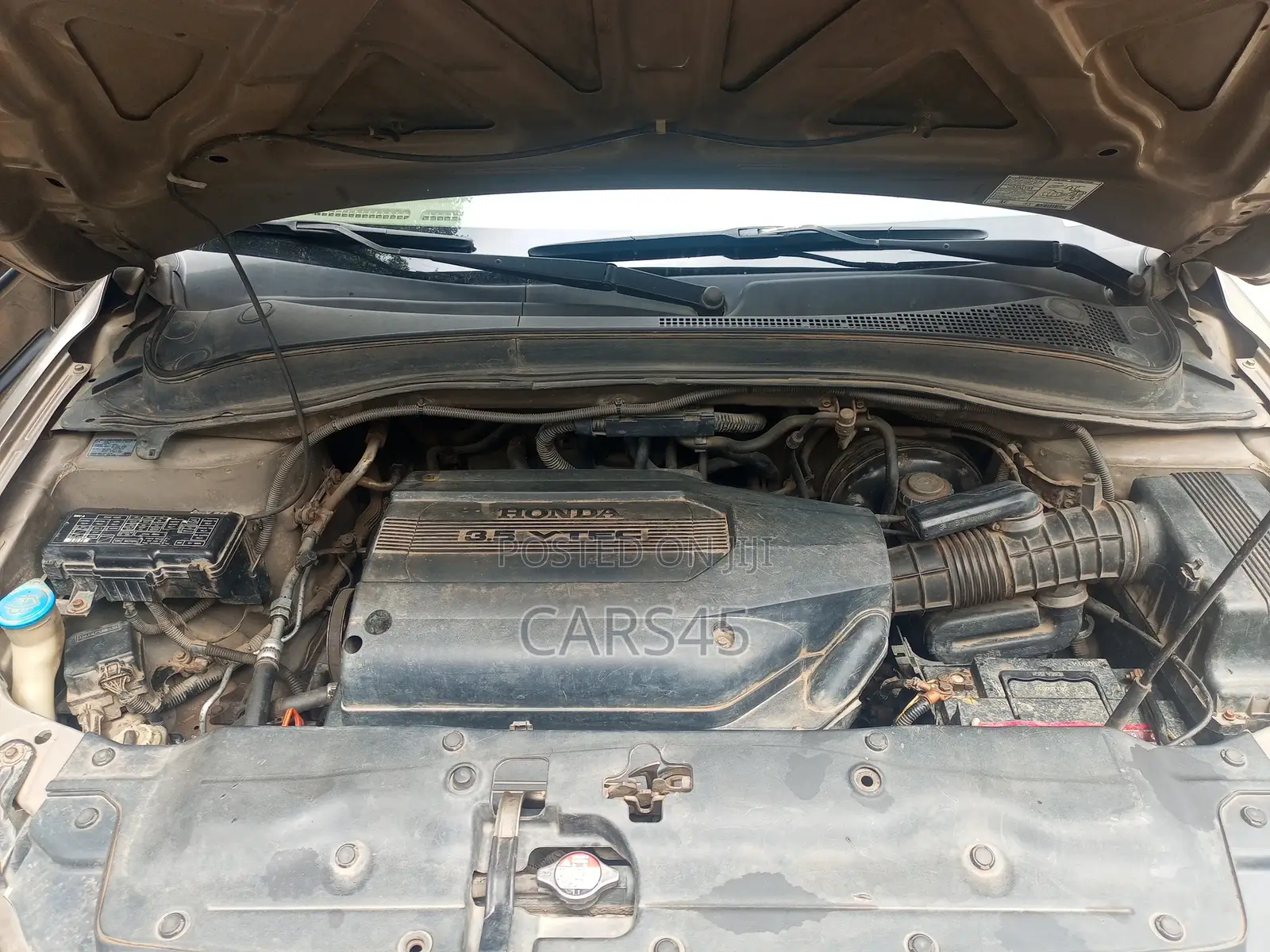 Honda Pilot 2004 Gold