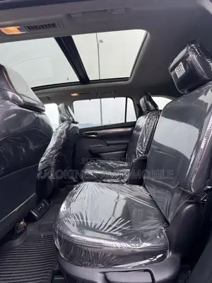 Toyota Highlander Platinum 2022 Black