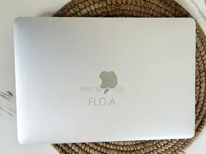 Laptop Apple MacBook Pro 2020 16GB Apple M1 SSD 512GB