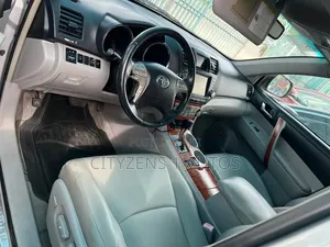 Toyota Highlander 2008 Silver