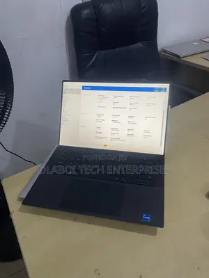 Laptop Dell XPS 15 9510 16GB Intel Core i7 SSD 512GB