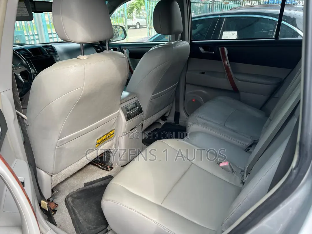 Toyota Highlander 2008 Silver