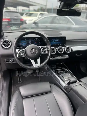Mercedes-Benz GLB-Class GLB 250 4MATIC 2022 Gray