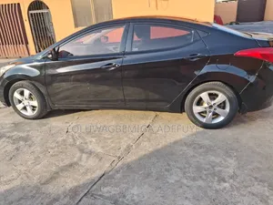 Hyundai Elantra 2012 Black