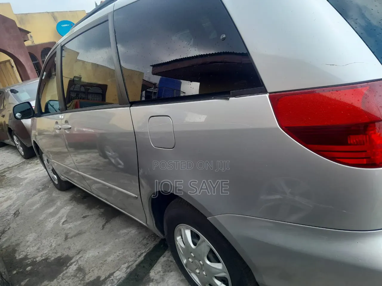 Toyota Sienna 2005 Silver