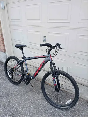 Bike Hyper Small Size Frame 15 Wheels 24 and 2Trainer Indoor