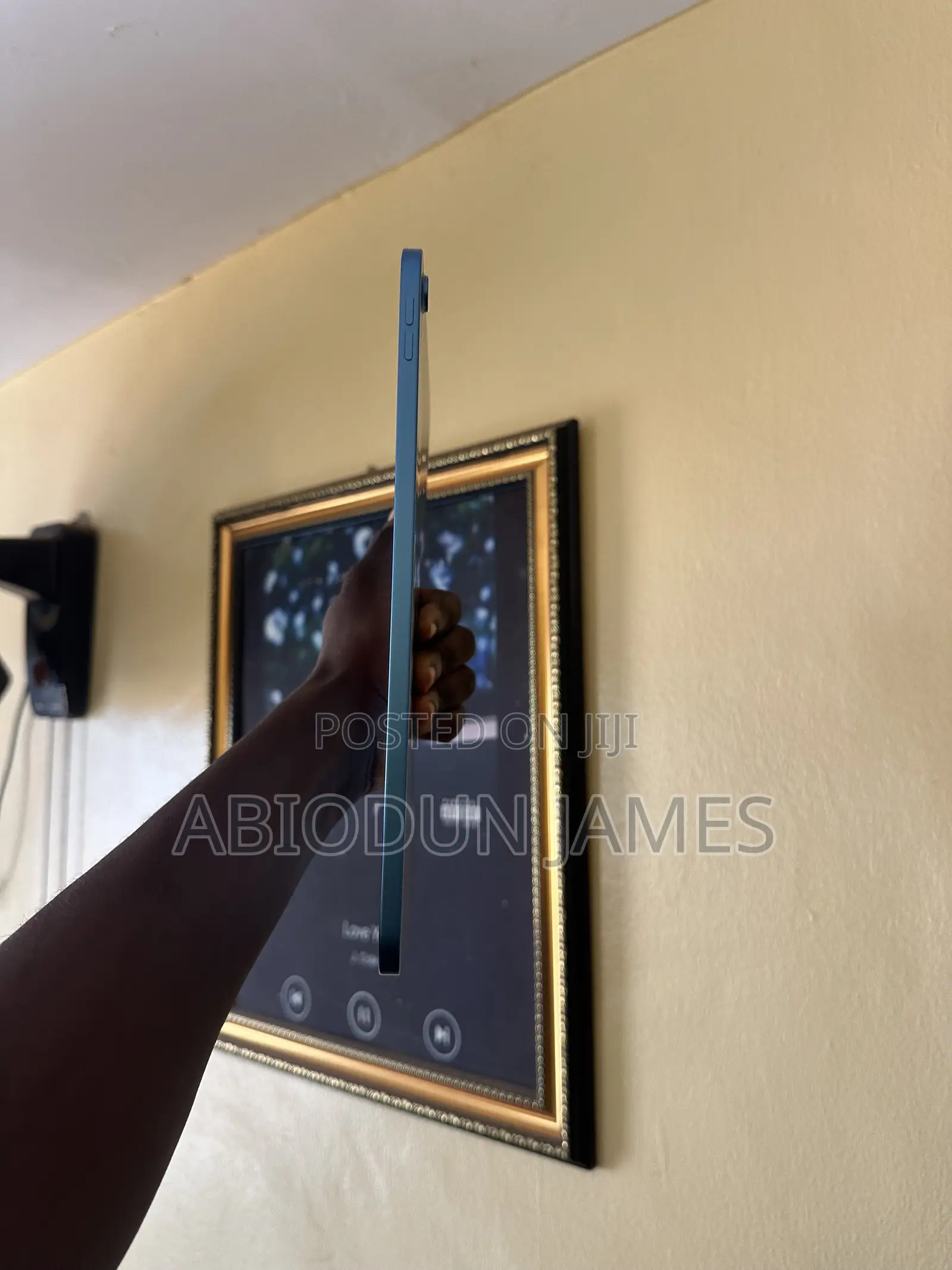Apple iPad (2025) 128 GB Blue