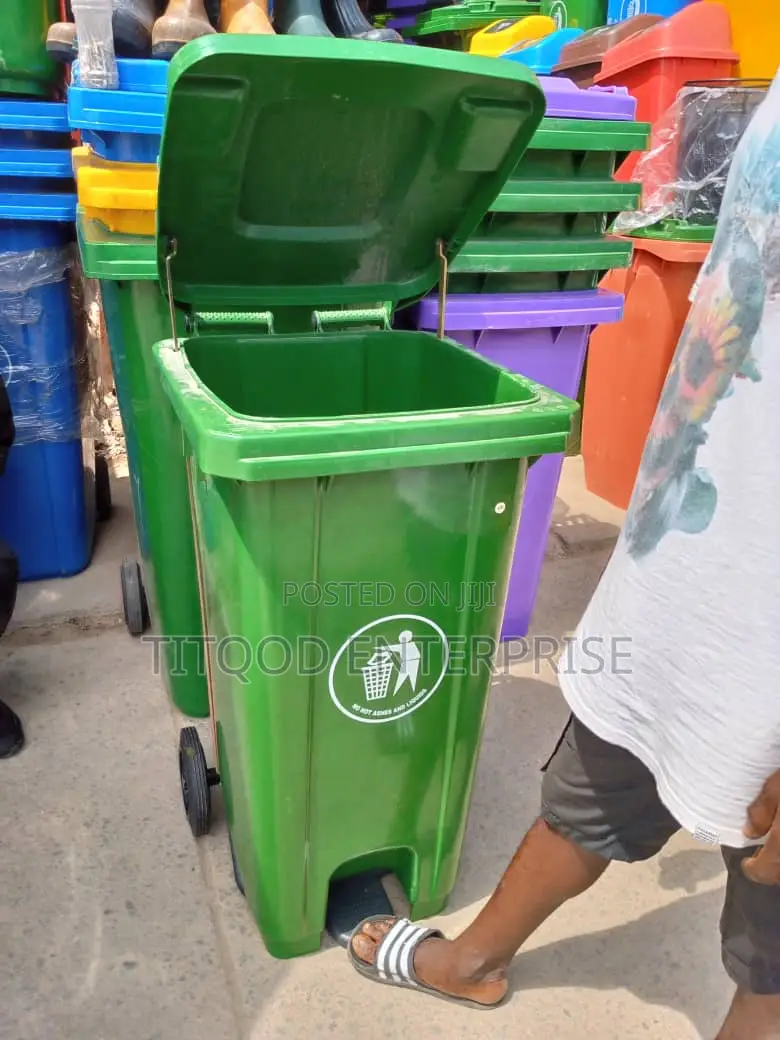 240 Litres Foreign Step Bin With Cover