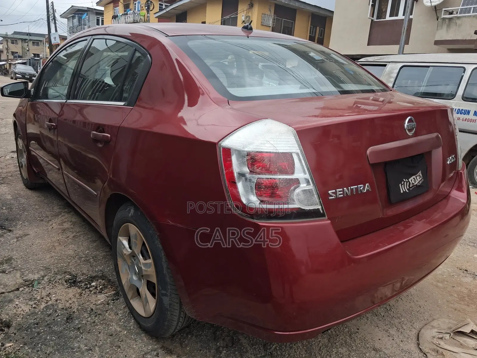 Nissan Sentra 2007 Red